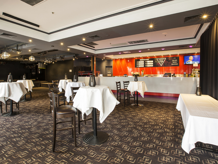 Commercial Hotel South Morang