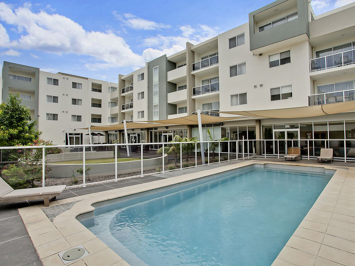 Quality Suites Pioneer Sands Wollongong