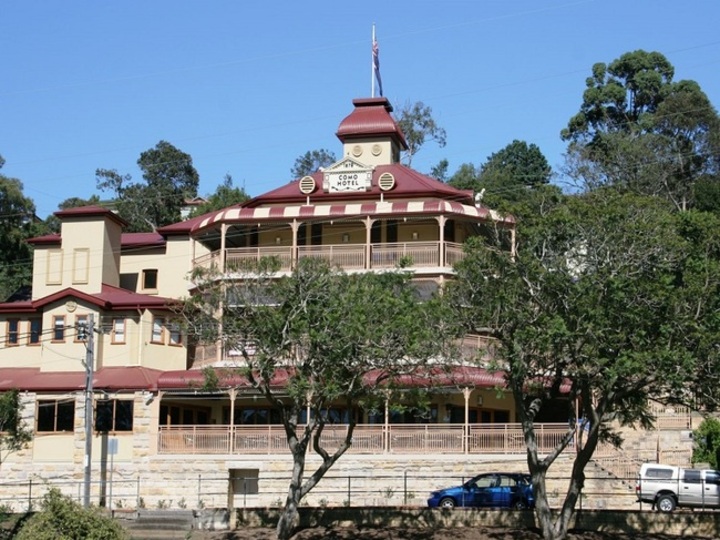The Como Historic Hotel